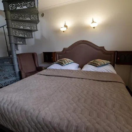 Zagroda Kolodzieja Affittacamere 3*